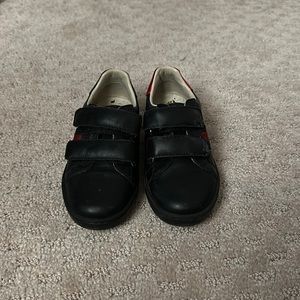 Gucci shoes size 10c (EU 26)